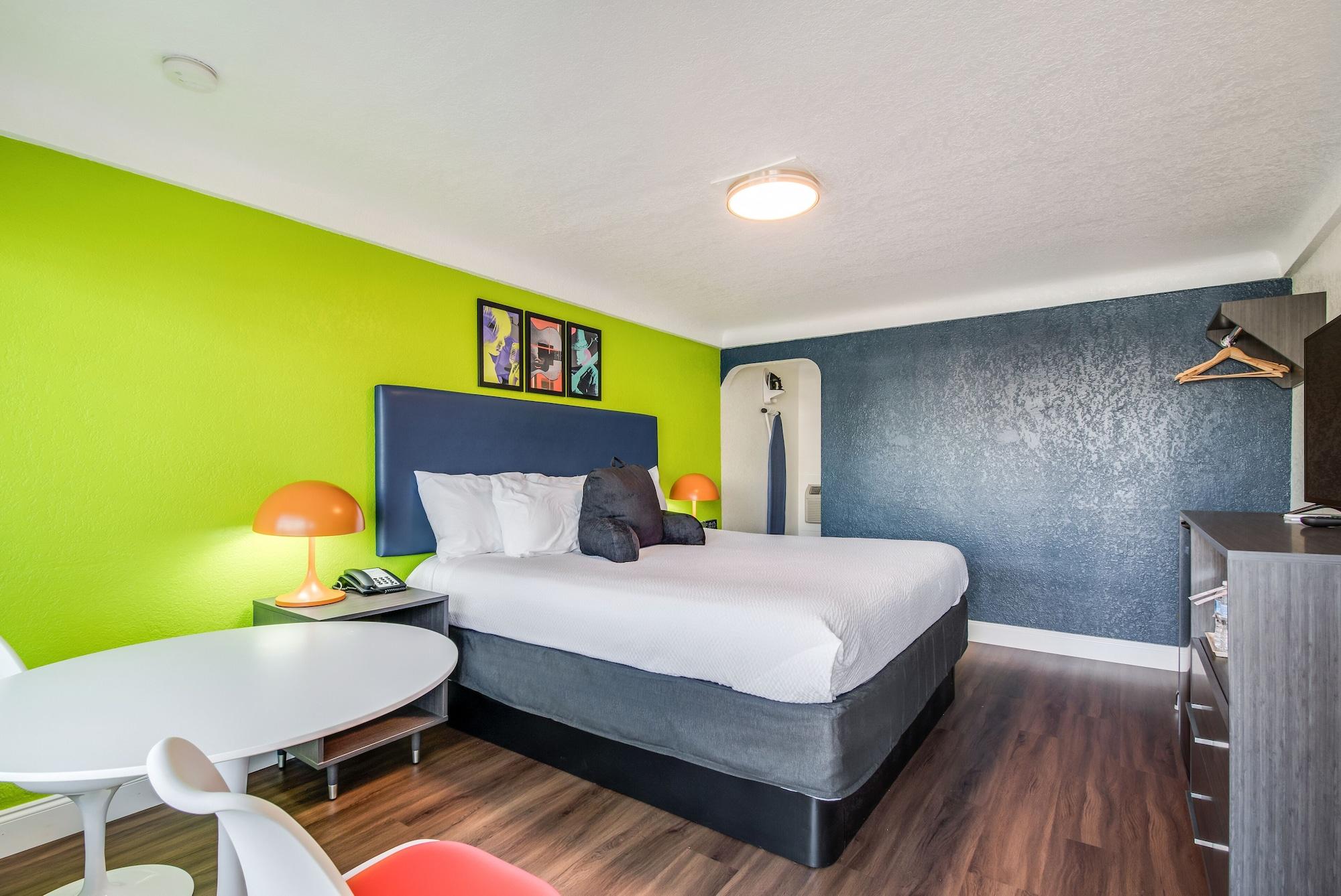 Signature Inn Юджийн Екстериор снимка