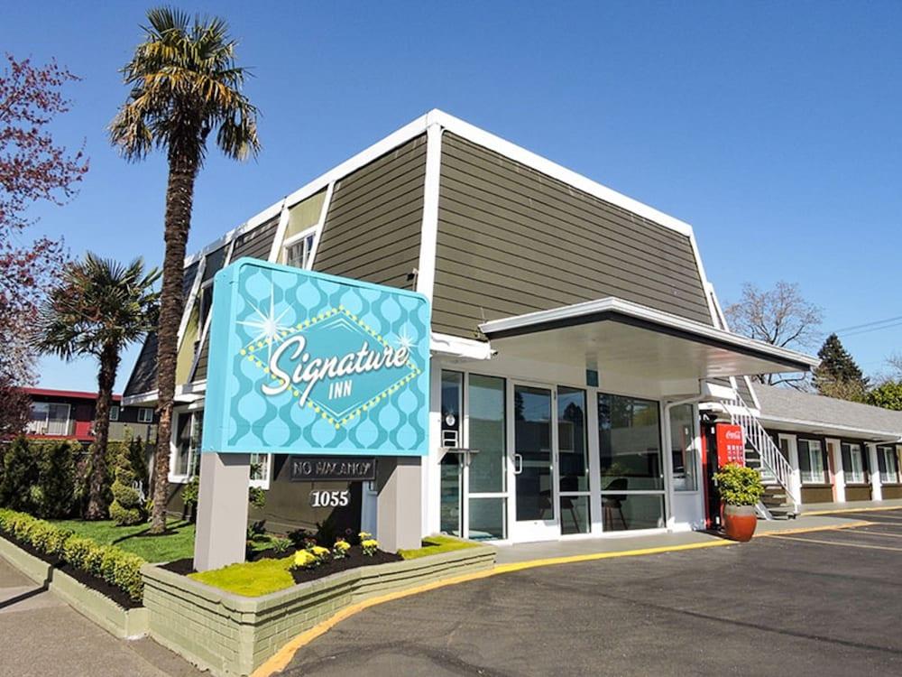 Signature Inn Юджийн Екстериор снимка
