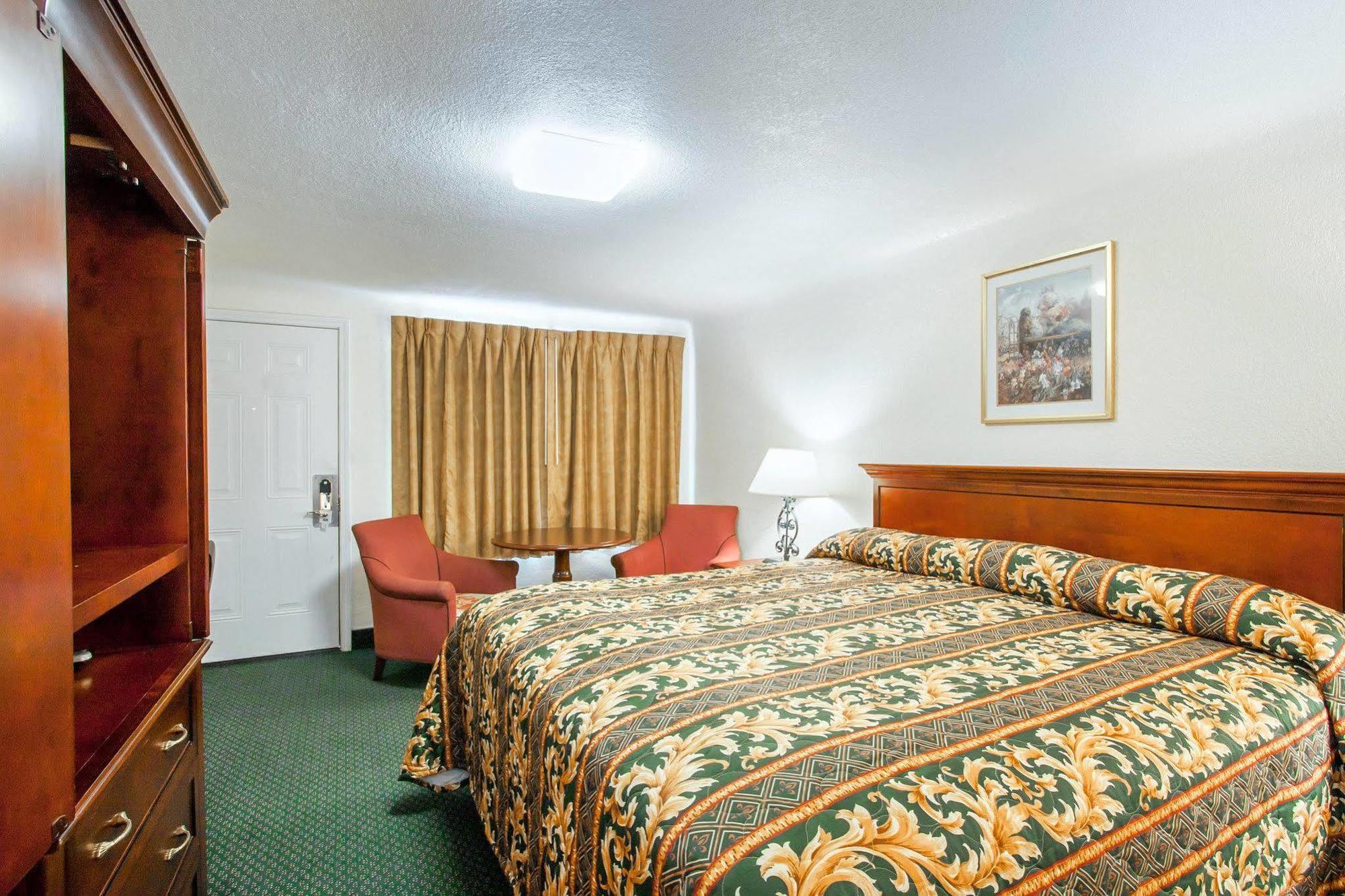 Signature Inn Юджийн Екстериор снимка